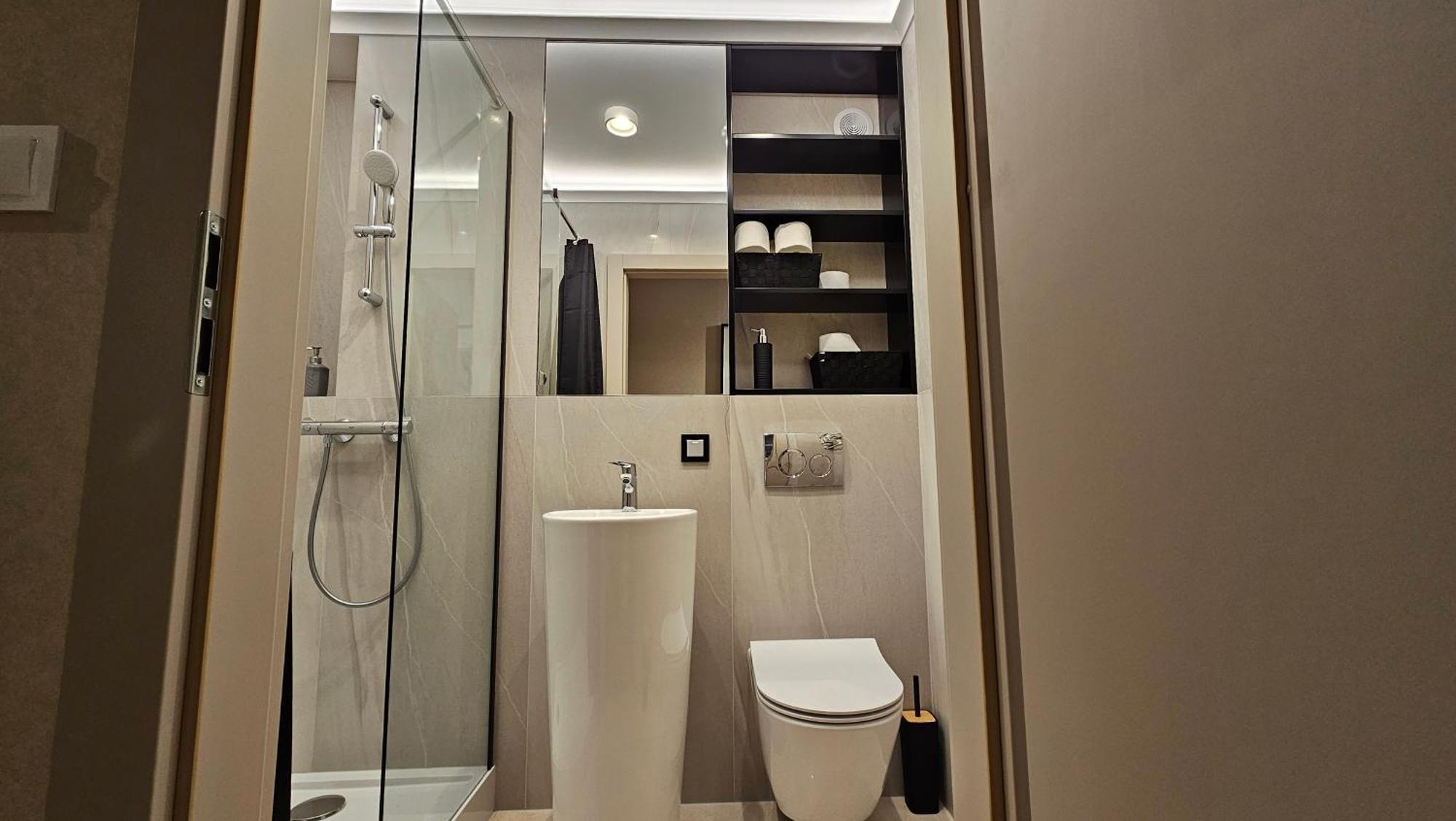 Metro Apartment Warsaw